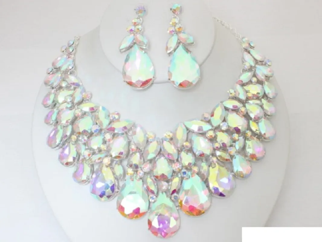 CLUSTER TEARDROP NECKLACE SET ( 20178 SAB ) made by Oh My Jewelry