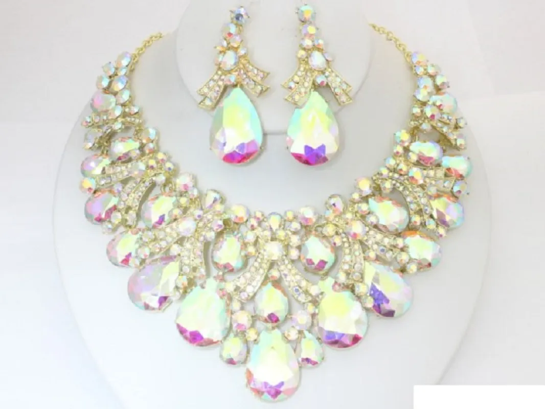 CLUSTER TEARDROP NECKLACE SET ( 20084 GAB ) made by Oh My Jewelry