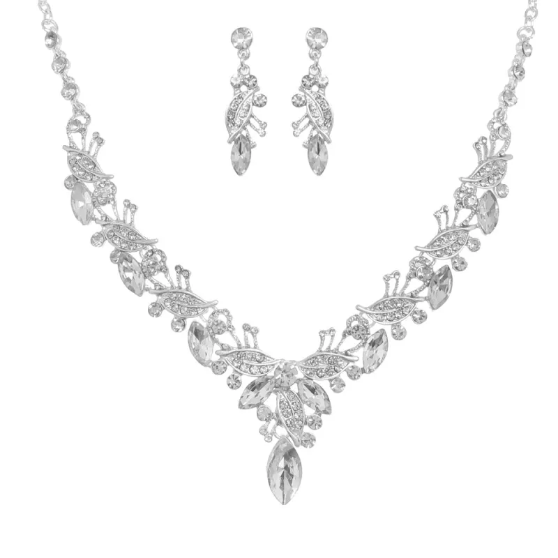 SILVER CLEAR STONE NECKLACE SET ( 12322 S ) sold by Oh My Jewelry