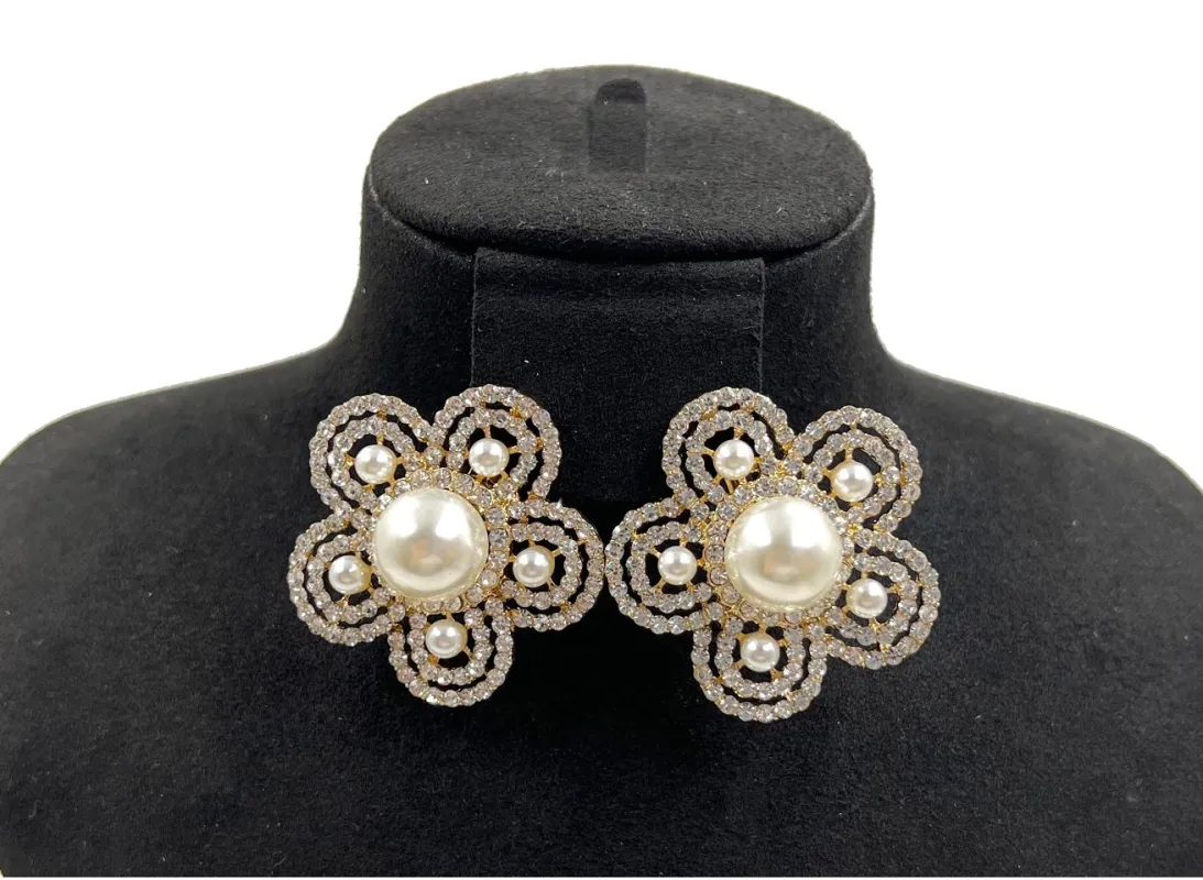 GOLD FLOWER SHAPE CLIP ON EARRINGS CLEAR STONES CREAM PEARLS ( 0409C 2CR ) made by Oh My Jewelry