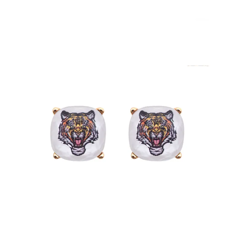 GOLD TIGER WHITE EARRINGS ( 5333 GDWH ) made by Oh My Jewelry