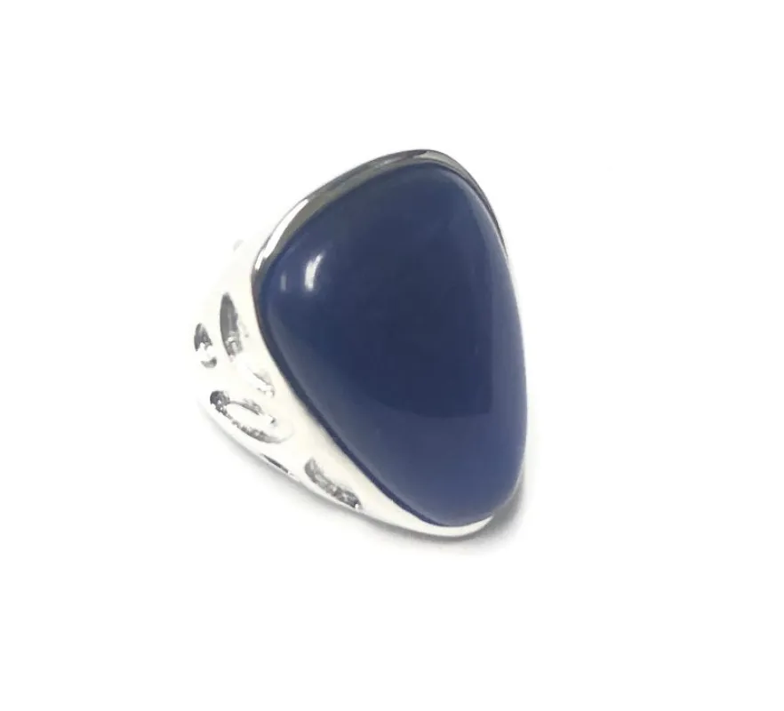 SILVER RING MONTANA BLUE STONE SIZE 7 ( 608 SIZE 7 ) made by Oh My Jewelry