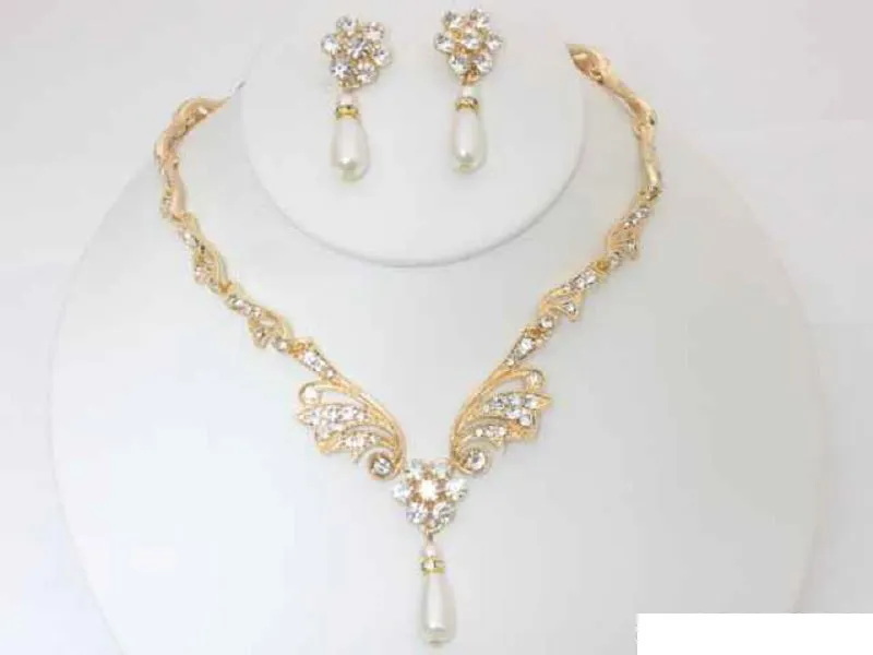 Gold Necklace Set Clear Stones ( 19947 GCRY ) sold by Oh My Jewelry
