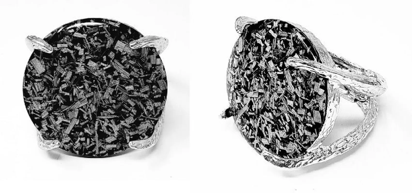 SILVER BANGLE BLACK STONE ( 20008 RBK ) sold by Oh My Jewelry