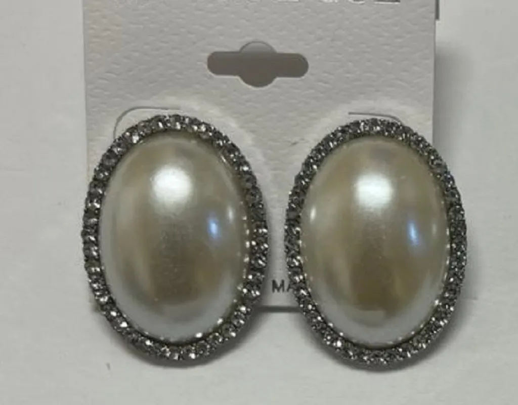 Silver White Pearl Earrings ( 033654 S ) sold by Oh My Jewelry