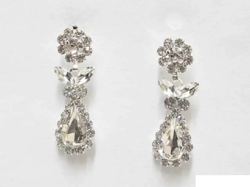 SILVER EARRINGS CLEAR STONES ( 6608 SCL ) sold by Oh My Jewelry