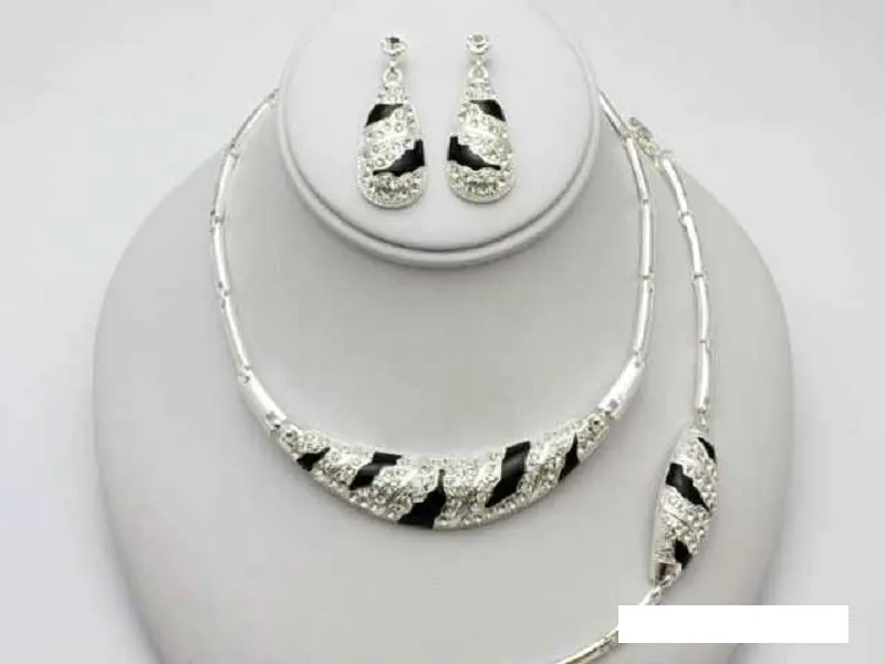 SILVER NECKLACE SET CLEAR STONES ( 11589 S ) sold by Oh My Jewelry