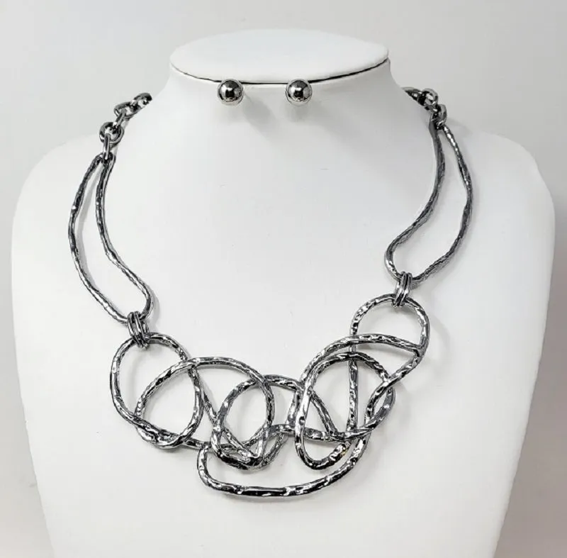 SILVER METAL NECKLACE SET ( 10444 R ) sold by Oh My Jewelry