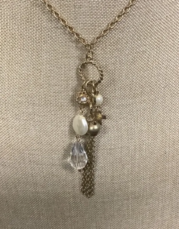 GOLD NECKLACE CROSS CLEAR STONES ( 9041 NIVGD ) sold by Oh My Jewelry