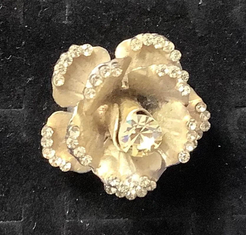 SILVER FLOWER RING GOLD ( 1001 G ) sold by Oh My Jewelry