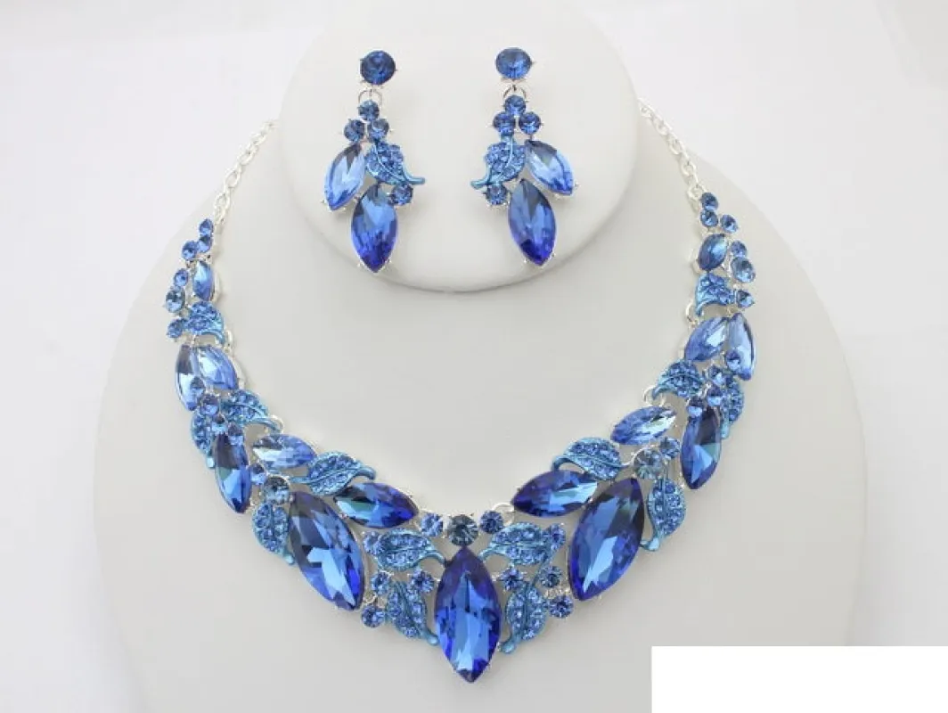 SILVER BLUE  NECKLACE SET ( 21046 SLSAP ) made by Oh My Jewelry