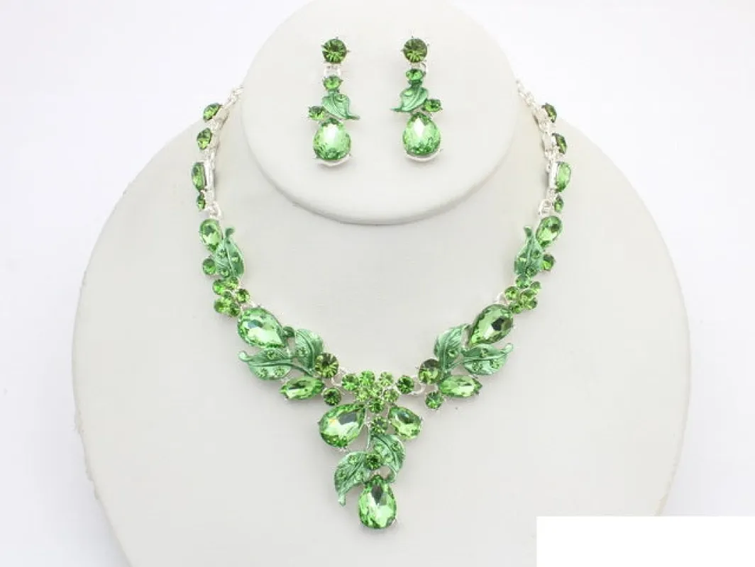 SILVER GREEN NECKLACE SET ( 20998 SLGR ) sold by Oh My Jewelry