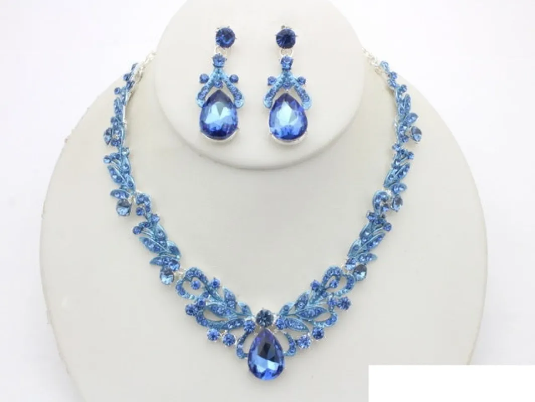 SILVER BLUE NECKLACE SET ( 20995 SLSAP ) made by Oh My Jewelry