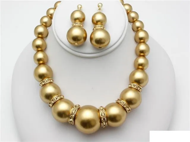 PEARL NECKLACE SET GOLD ( 11264 GO ) sold by Oh My Jewelry