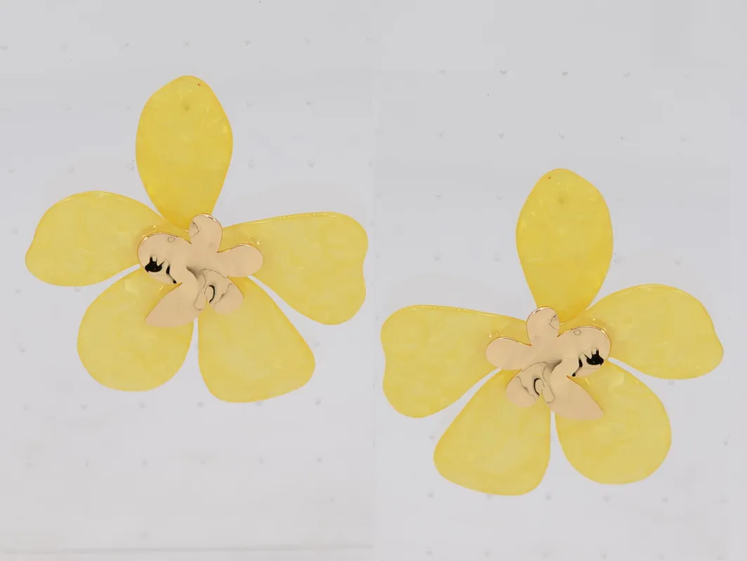 YELLOW FLOWER EARRINGS ( 6701 GLYEL ) sold by Oh My Jewelry
