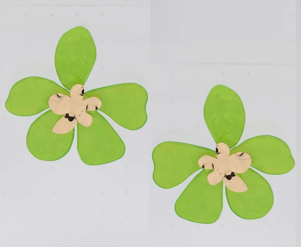 GREEN FLOWER EARRINGS ( 6701 GLGRN ) sold by Oh My Jewelry