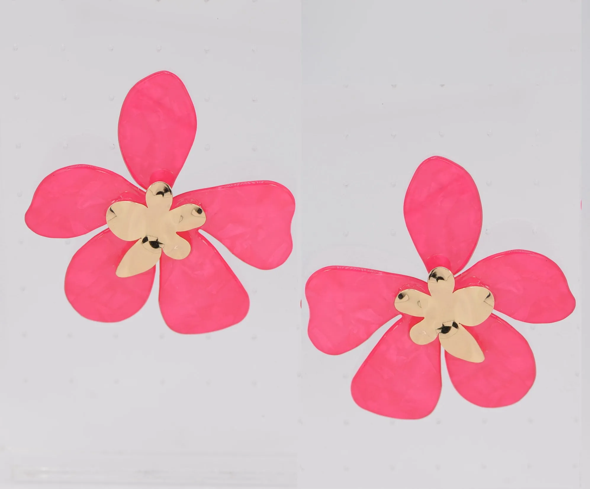 FUCHSIA FLOWER EARRINGS ( 6701 GLFUS ) sold by Oh My Jewelry