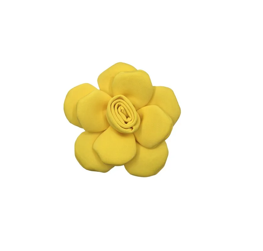 FLOWER BROOCH ( 0180 YW ) made by Oh My Jewelry