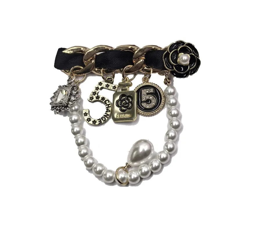 BLACK DANGLING BROOCH ( 0179 BK ) made by Oh My Jewelry