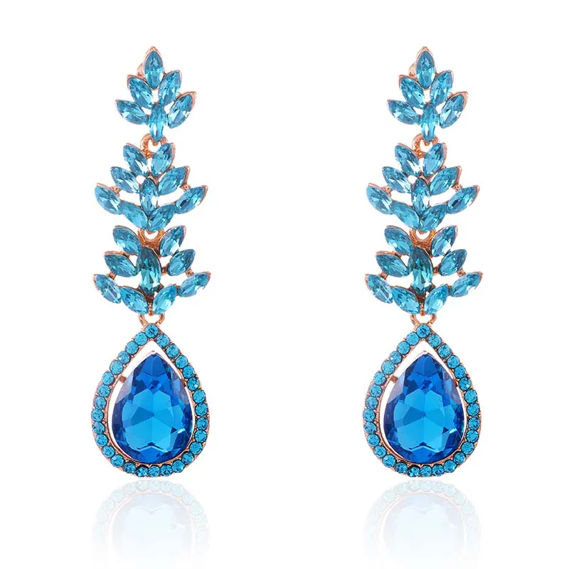 CRYSTAL POST EARRINGS ( 2581 AQ ) made by Oh My Jewelry