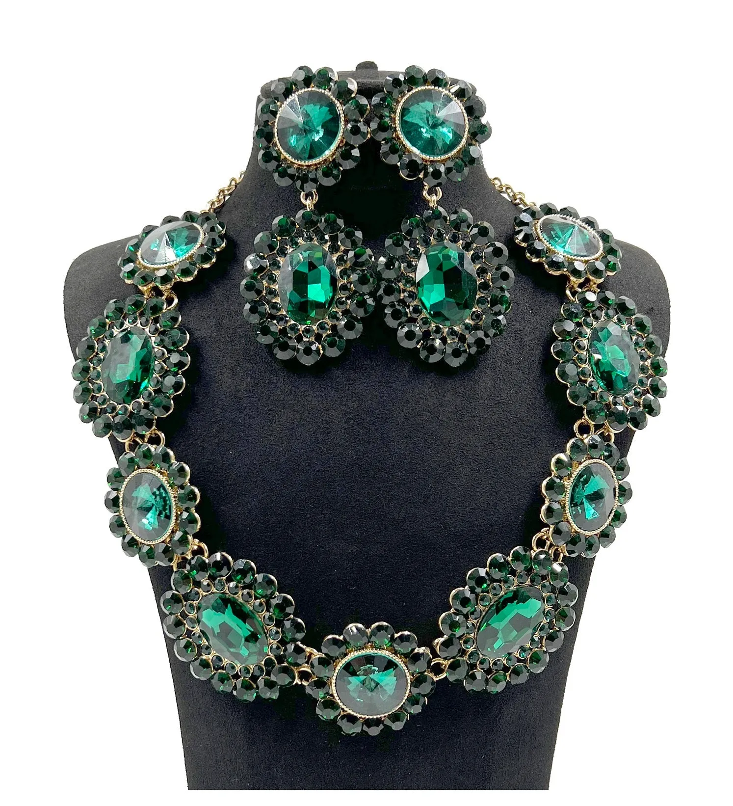 GREEN NECKLACE SET ( 0086 2G ) sold by Oh My Jewelry