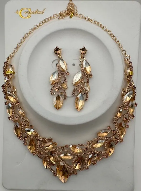NECKLACE SET ( 385 GLC ) made by Oh My Jewelry