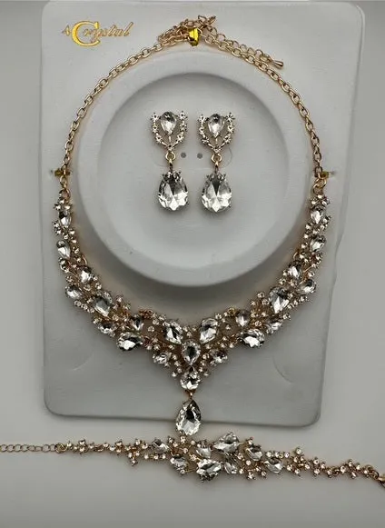 NECKLACE SET ( 386 GCR ) sold by Oh My Jewelry