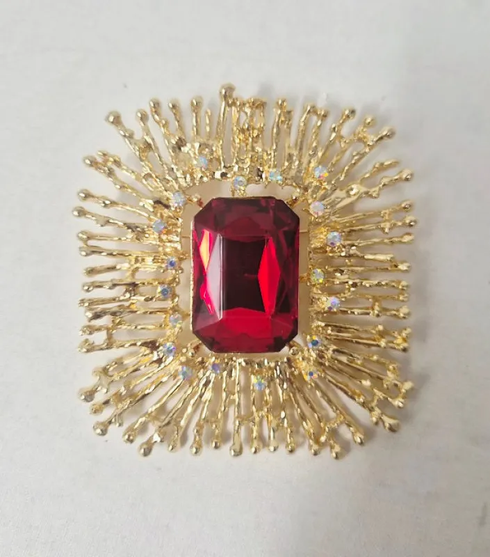 GOLD BROOCH RED STONE ( 10013 GRD ) made by Oh My Jewelry