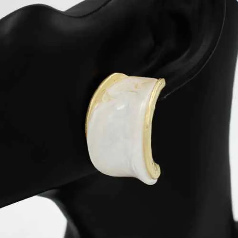 GOLD WHITE COLOR EARRINGS ( 1169 GDWT ) made by Oh My Jewelry