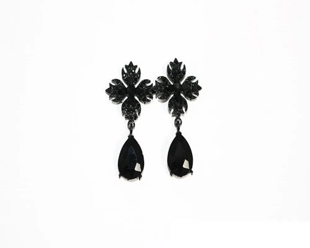 BLACK DANGLING CRYSTAL EARRINGS ( 1981 BKJET ) made by Oh My Jewelry