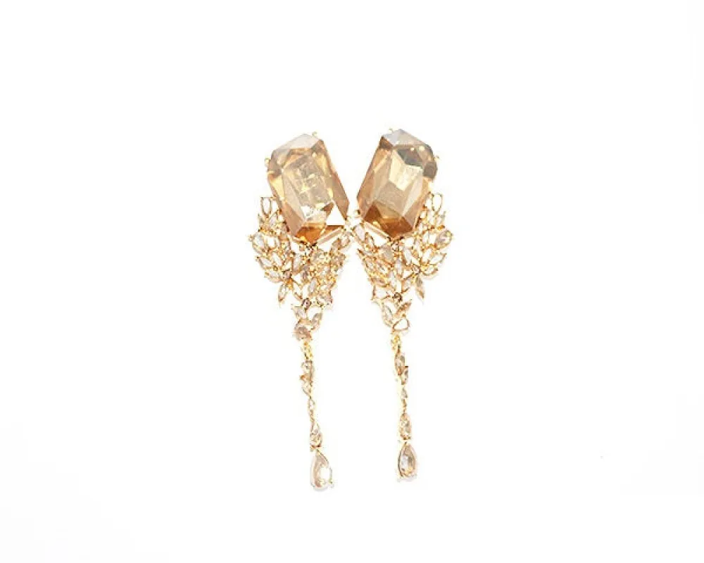 DANGLING GOLD TOPAZ EARRINGS ( 1973 GLCT ) made by Oh My Jewelry