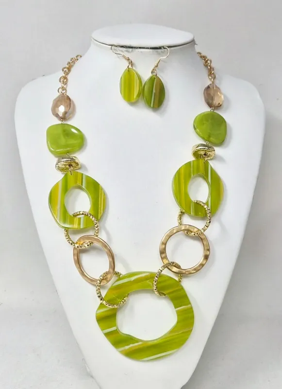 GREEN NECKLACE SET ( 11296 GGR ) made by Oh My Jewelry