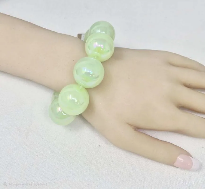 GREEN BALL STRETCH BRACELET ( 11378 GGR ) made by Oh My Jewelry