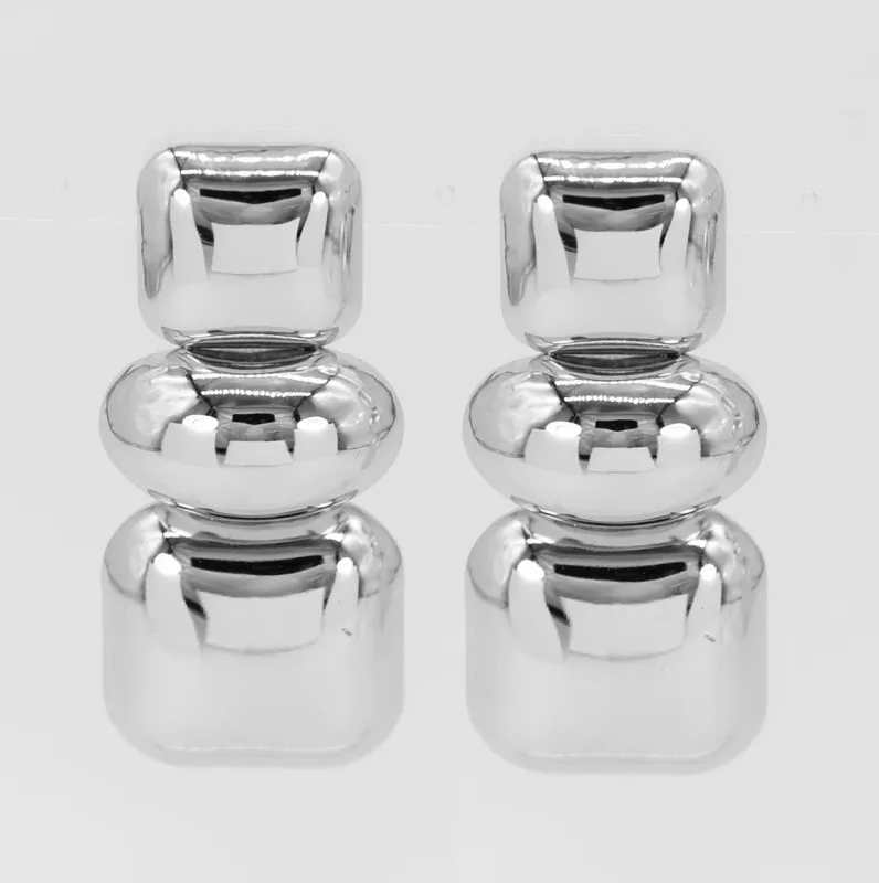 SILVER METAL EARRINGS ( 7028 SIL ) made by Fiesta