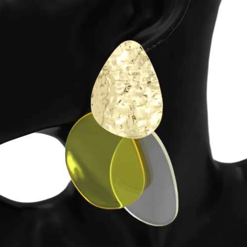 GOLD ACRLYIC EARRINGS ( 1124 GDCLRYW ) made by Oh My Jewelry