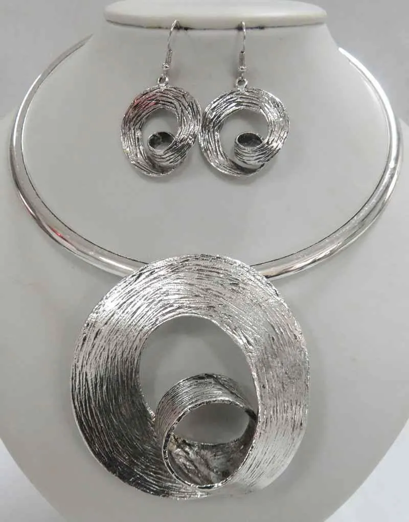 SILVER CHOKER PENDANT NECKLACE SET ( 3615 S ) sold by Oh My Jewelry