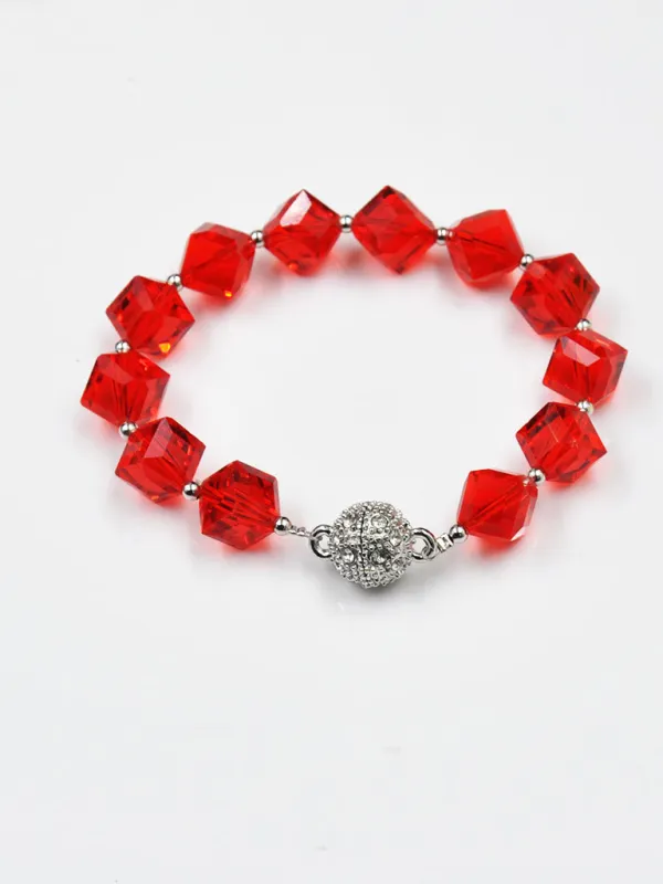 CRYSTAL STONE STRETCH BRACELET ( 261602 R ) made by Oh My Jewelry