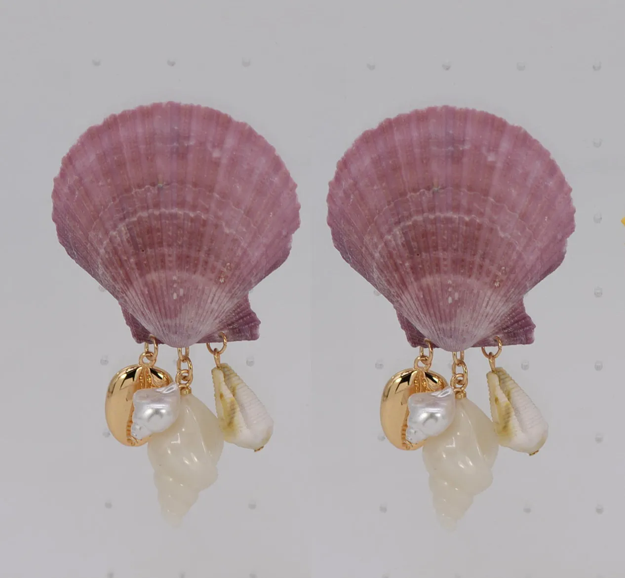 SEA SHELL EARRINGS ( 6944 GLPUR ) sold by Oh My Jewelry
