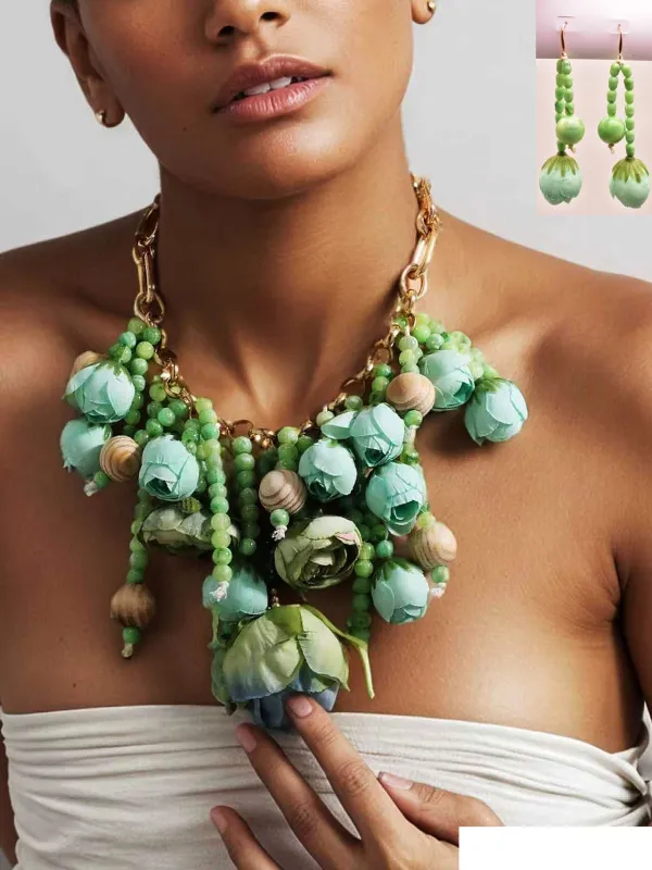 FASHION FLOWER NECKLACE SET ( 1610 MT ) made by Oh My Jewelry