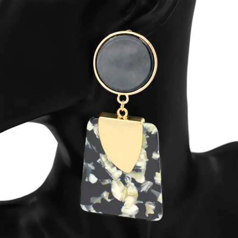 GEOMETRIC STATEMENT EARRINGS ( 1153 GDBK ) made by Oh My Jewelry