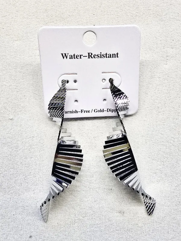 WATER RESISTANT FASHION EARRINGS (ER262415 S) made by Oh My Jewelry