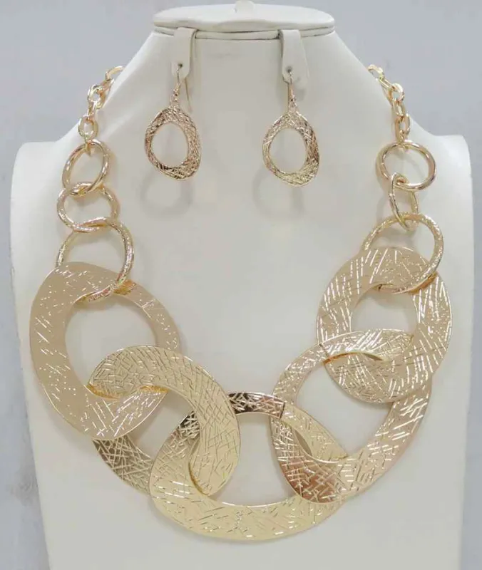 GOLD METAL NECKLACE SET ( 4959 G ) made by Oh My Jewelry