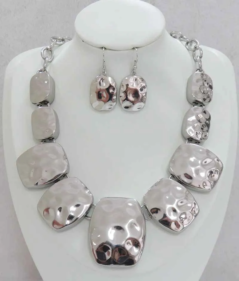SILVER HAMMERED NECKLACE SET ( 4949 S ) sold by Oh My Jewelry