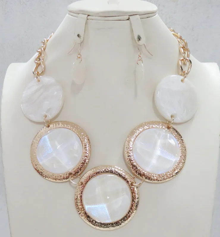 FASHION BLUE NECKLACE (YNE5631 WT) made by Oh My Jewelry