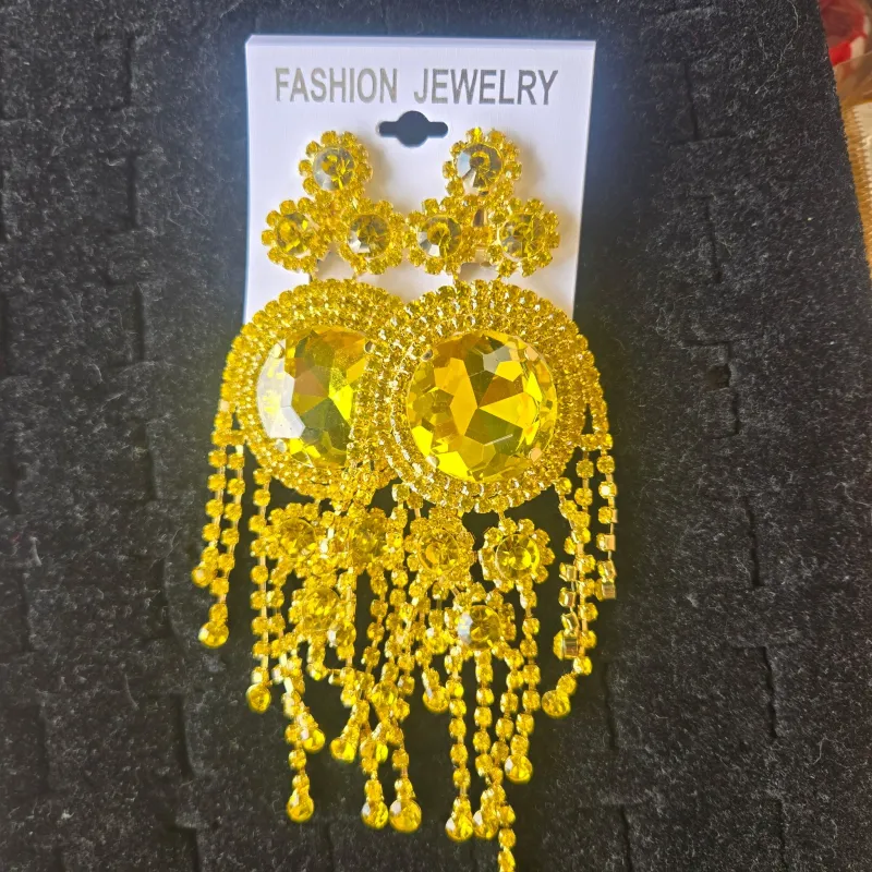 FASHION LARGE DANGLING CHANDELIER EARRINGS CLIP ( ESE8593 YELLOW) made by Oh My Jewelry