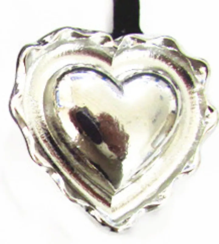 FASHION EARRINGS SILVER HEART CLIP (AE23493 SILVER) made by Oh My Jewelry