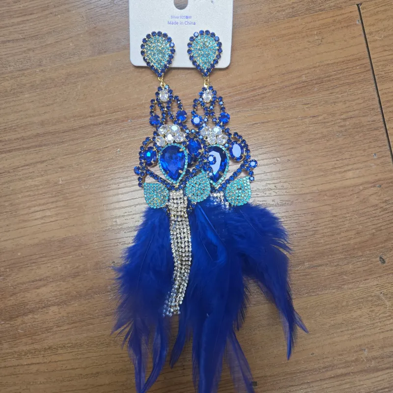 FASHION BLUE FEATHER EARRINGS (GME56-BL) made by Oh My Jewelry