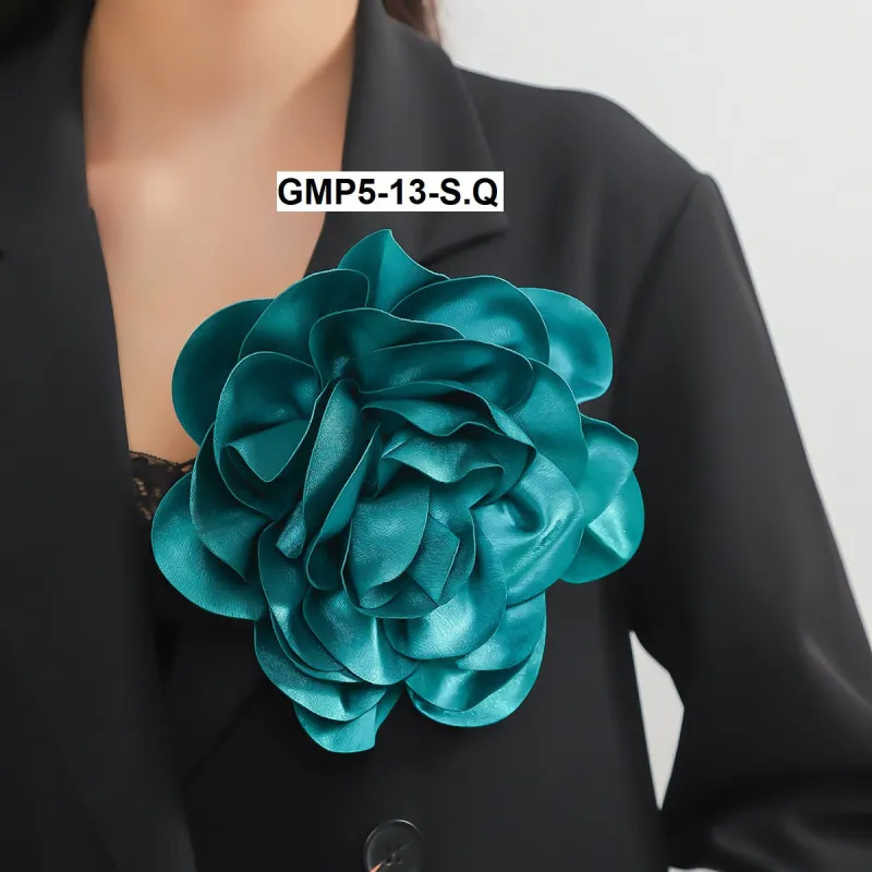 FASHION BLUE ZIRCON FLOWER BROOCH (GMP5 13) made by Oh My Jewelry