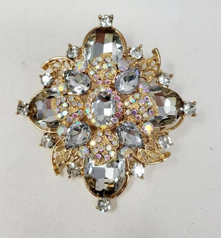 GOLD BROOCH CLEAR STONES ( 10014 GCL ) made by Oh My Jewelry