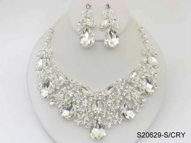 FASHION NECKLACE WITH EARRINGS (20629 (SCRY) sold by Oh My Jewelry